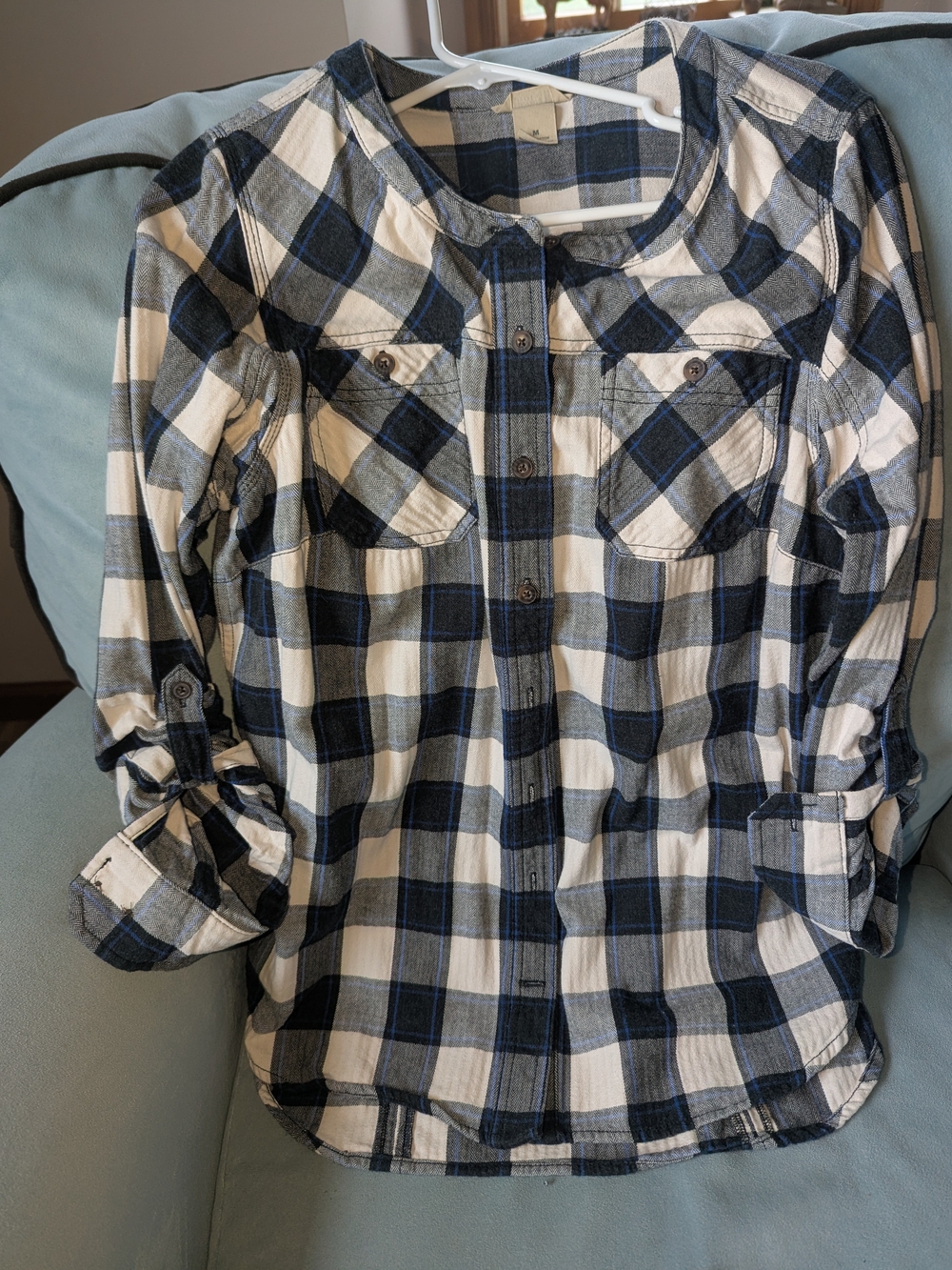 Duluth Trading Co Blue and White Plaid Button-Down Shirt